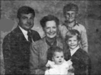Stephen B. Gray Jr. and family
