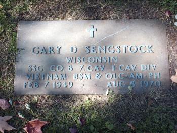 Gary D Sengstock
