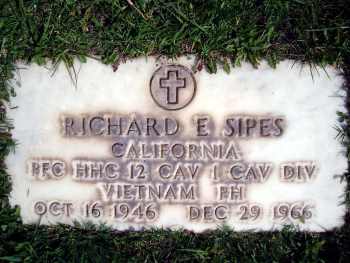 Richard E Sipes